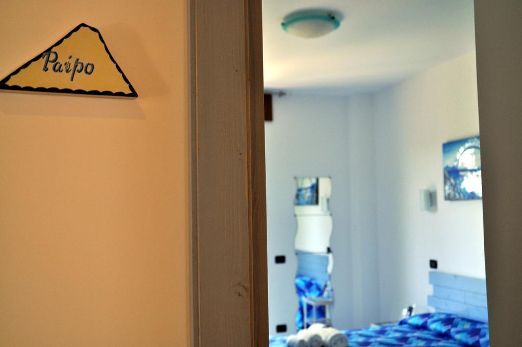 A 2 Passi Dagli Dei Bed & Breakfast อาเจโรลา ห้อง รูปภาพ