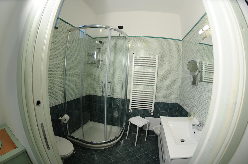 A 2 Passi Dagli Dei Bed & Breakfast อาเจโรลา ห้อง รูปภาพ